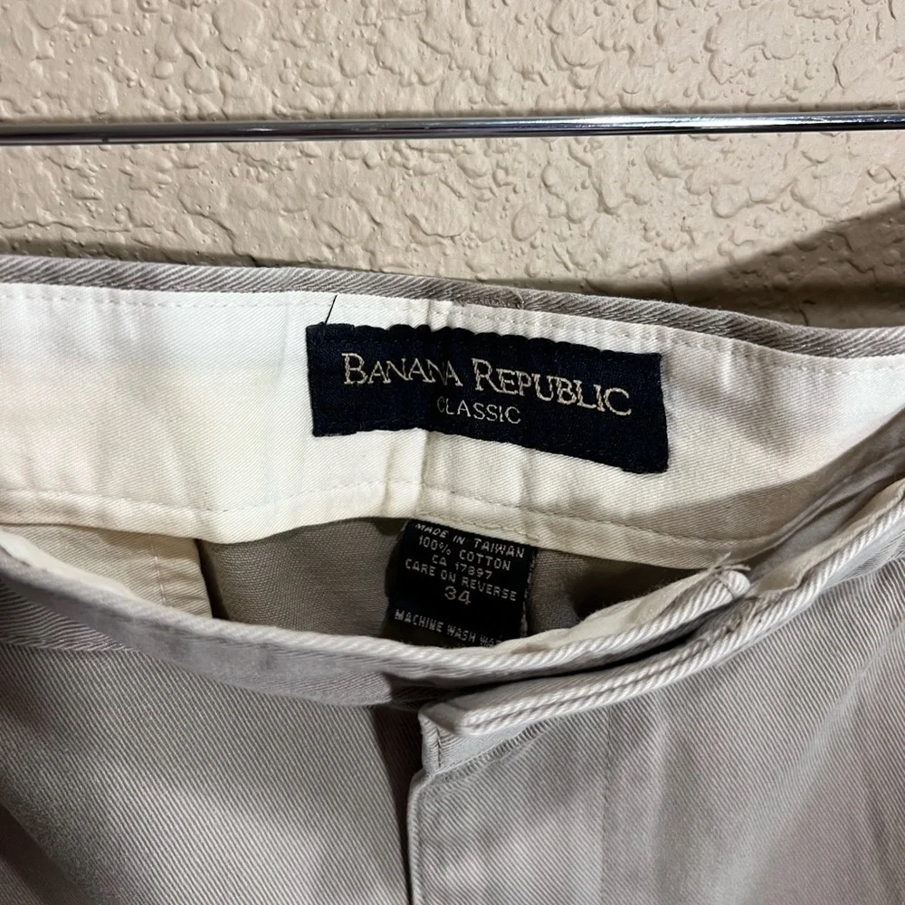 Banana Republic Classic Men's Flat Front Shorts
